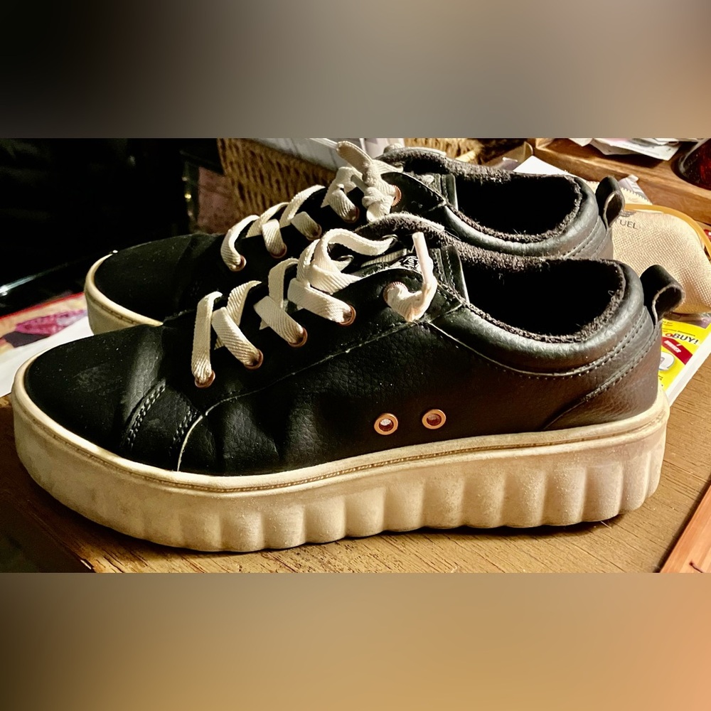 ROXY SURF PLATFORM TENNIS SHOES